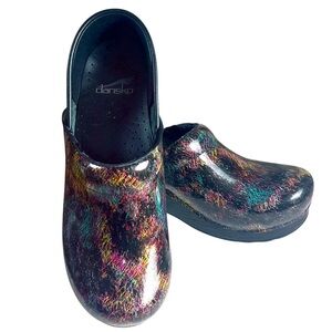 Dansko Rainbow Scratch Art Comfort Clogs Sz 39 EU / US 7  Comfort Nursing Shoes